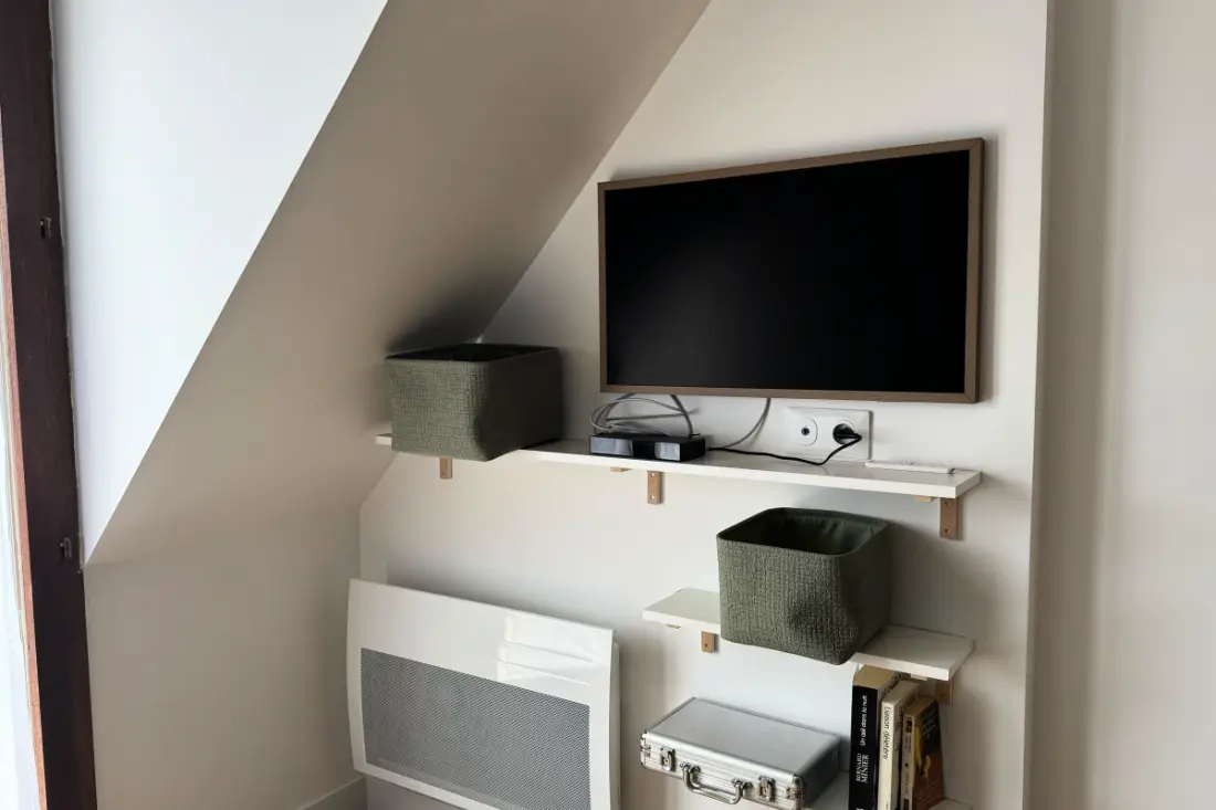 Felújított apartman kilátással és parkolóval Cabourgban