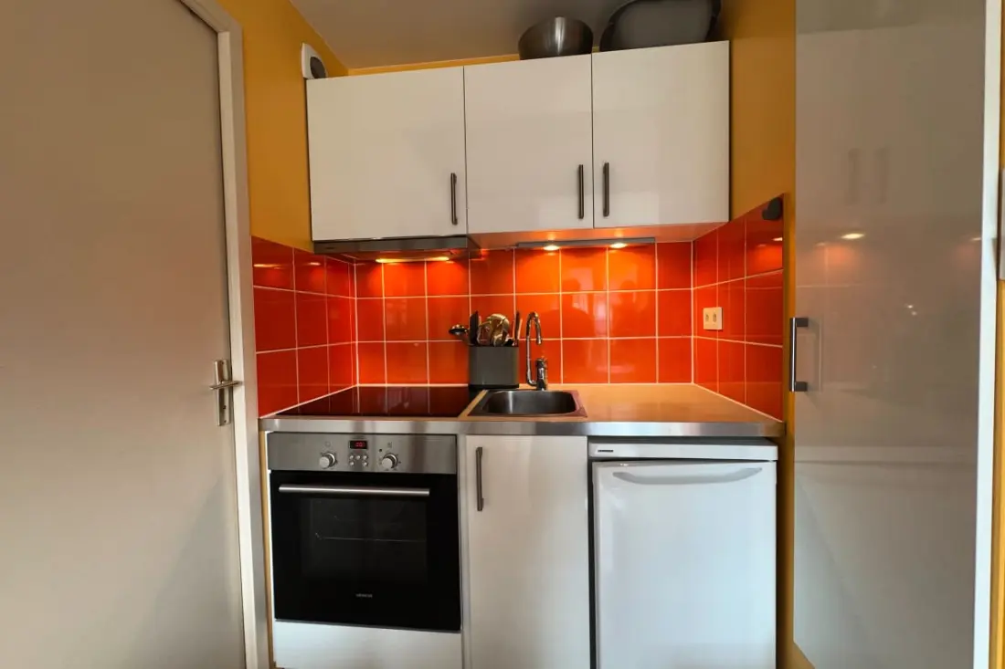 Renovated & Luminous Apartman - Közvetlen tengeri hozzáférés