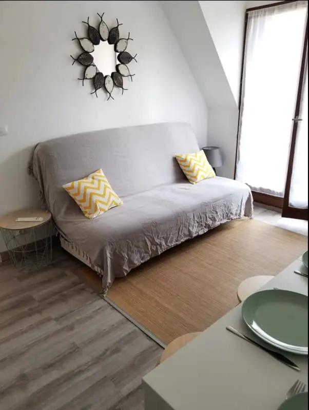 Balcony 350 M De La Plage