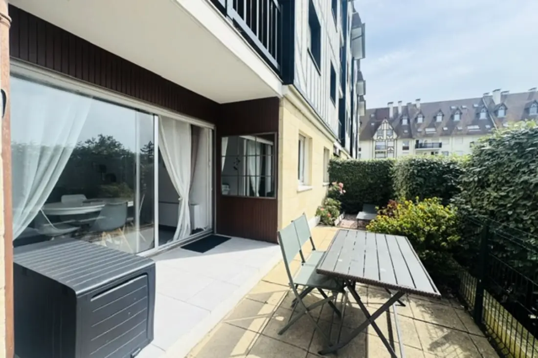 Appt Charming közel a strand terasz