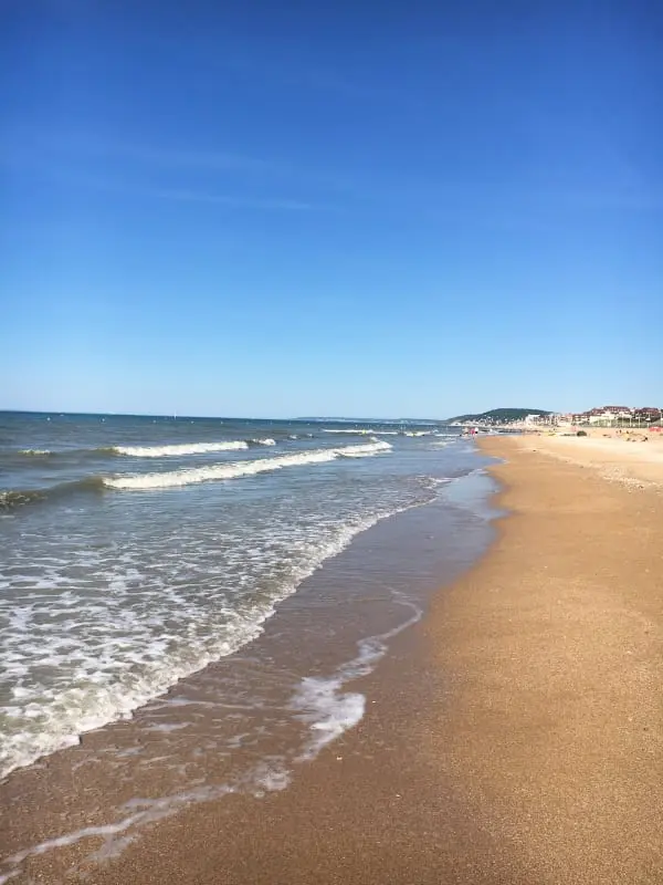 Gyönyörű alkalmazás a kerttel 2 Min De La Mer