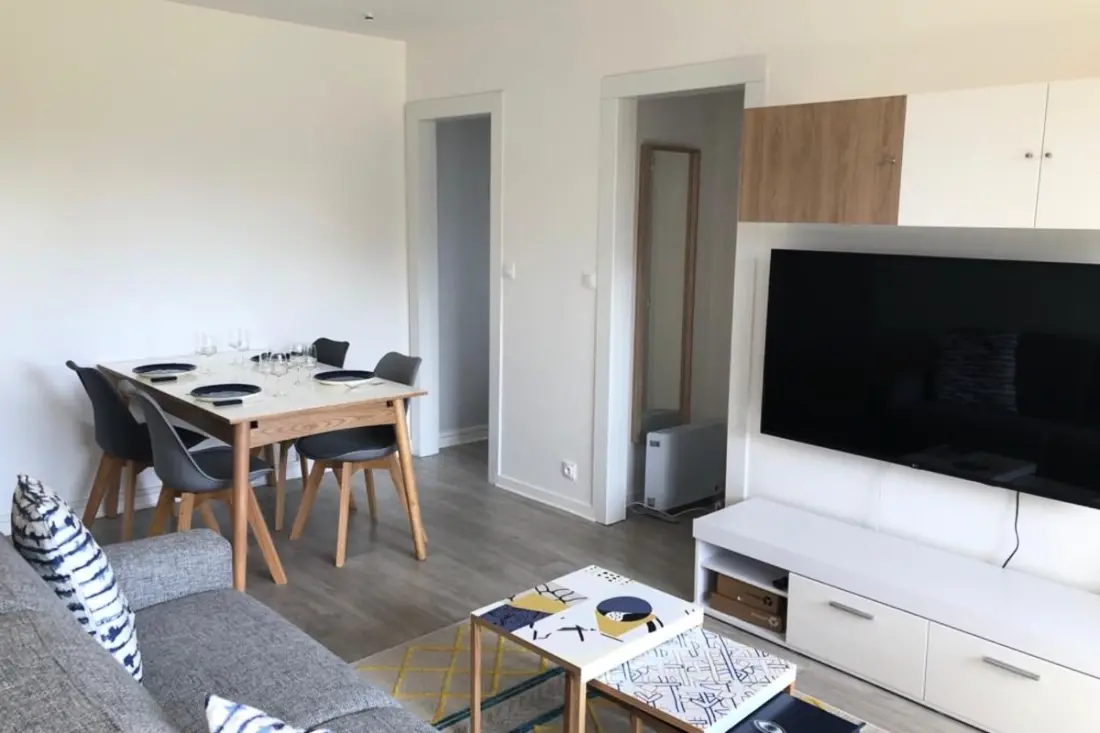 Gyönyörű alkalmazás a kerttel 2 Min De La Mer