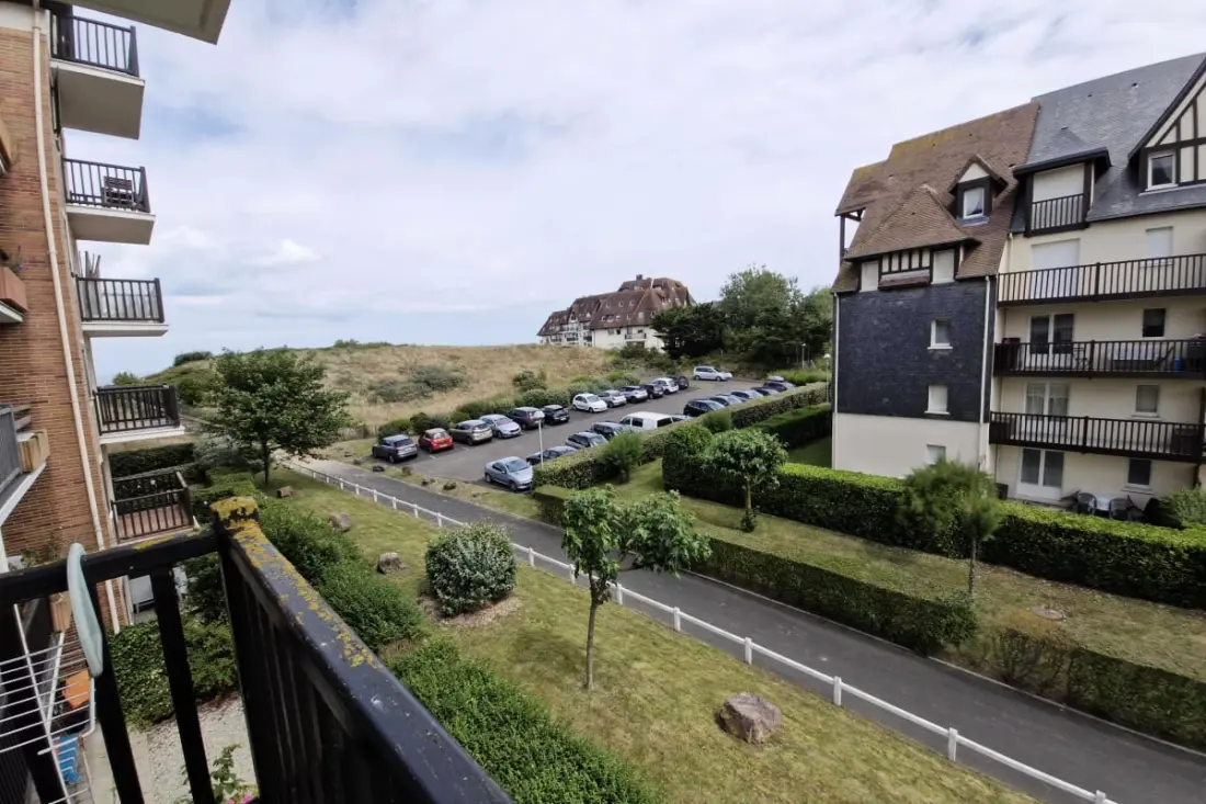 T2 A Balcony Côté De La Plage de Cabourgban