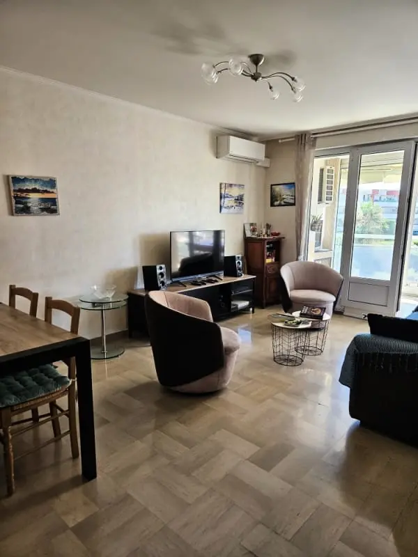 Wohnung mit Balkon und Parkplatz Cagnes-sur-mer