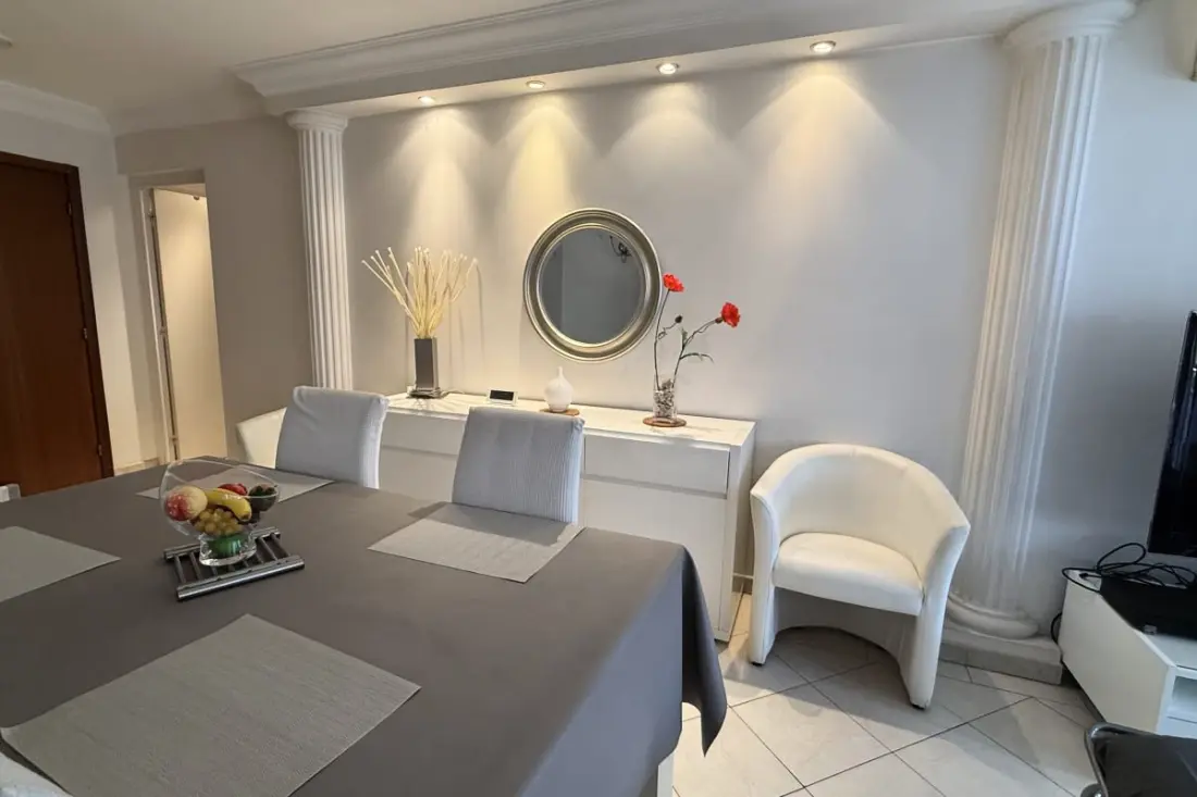 Apartment mit Terrasse auf 100m De La Plage