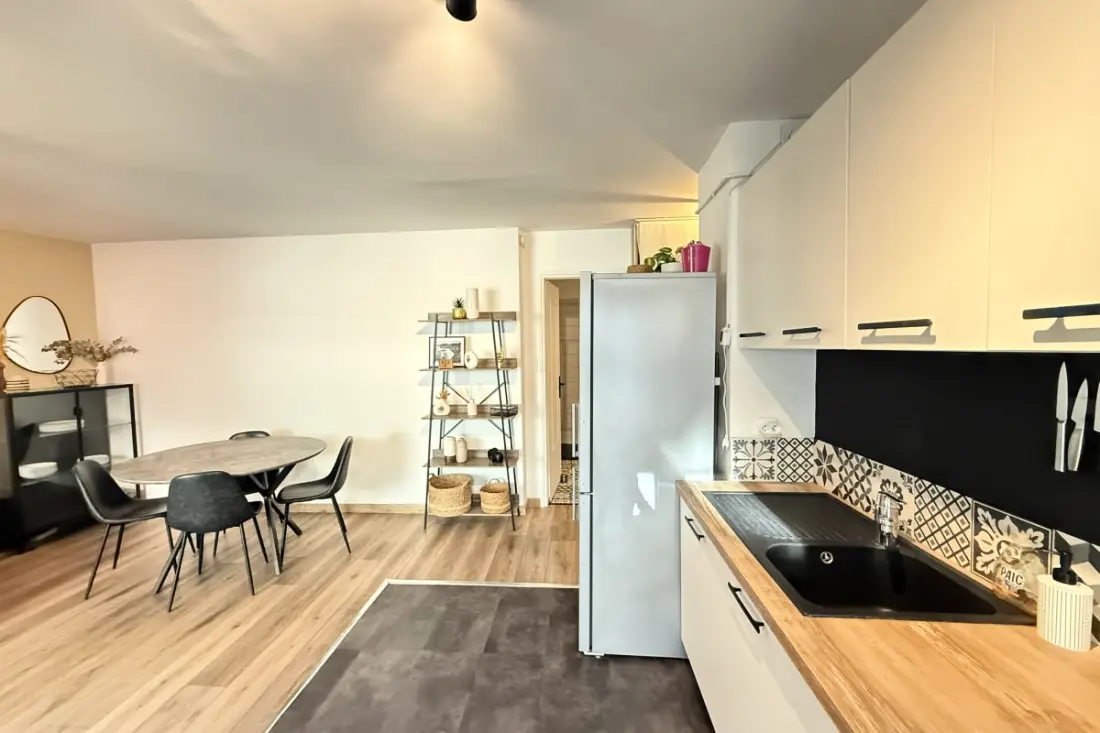 Moderne Wohnung mit Terrasse - Lage Ideal