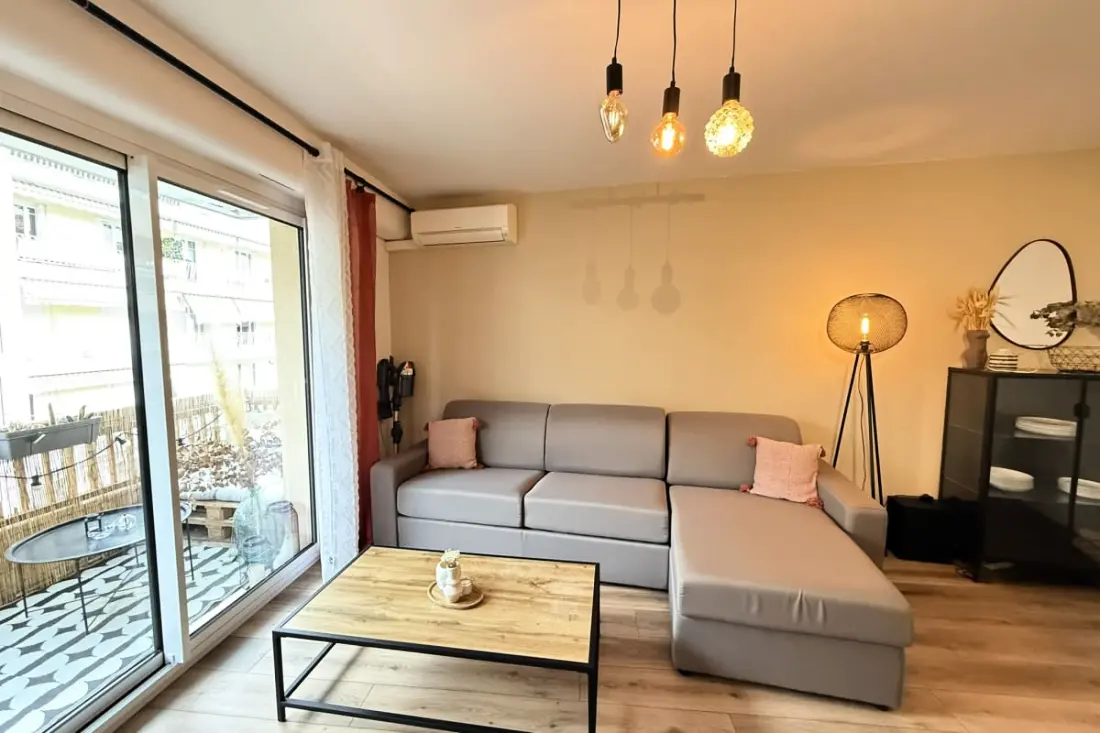 Moderne Wohnung mit Terrasse - Lage Ideal