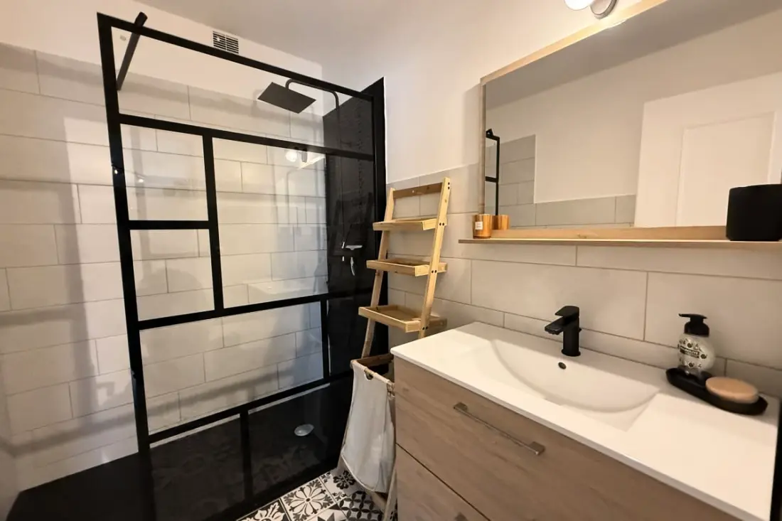 Moderne Wohnung mit Terrasse - Lage Ideal