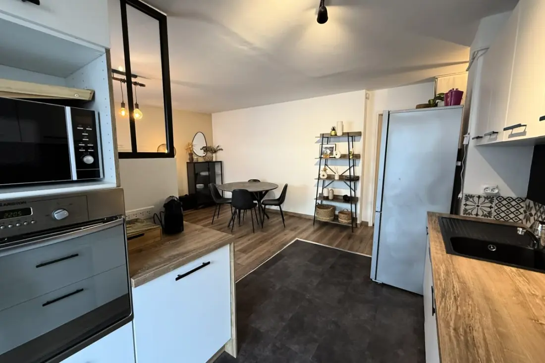 Moderne Wohnung mit Terrasse - Lage Ideal