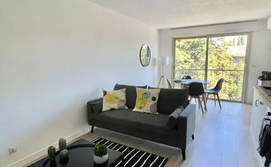 Lumineux 35 M² Pour 2 Centre Ville