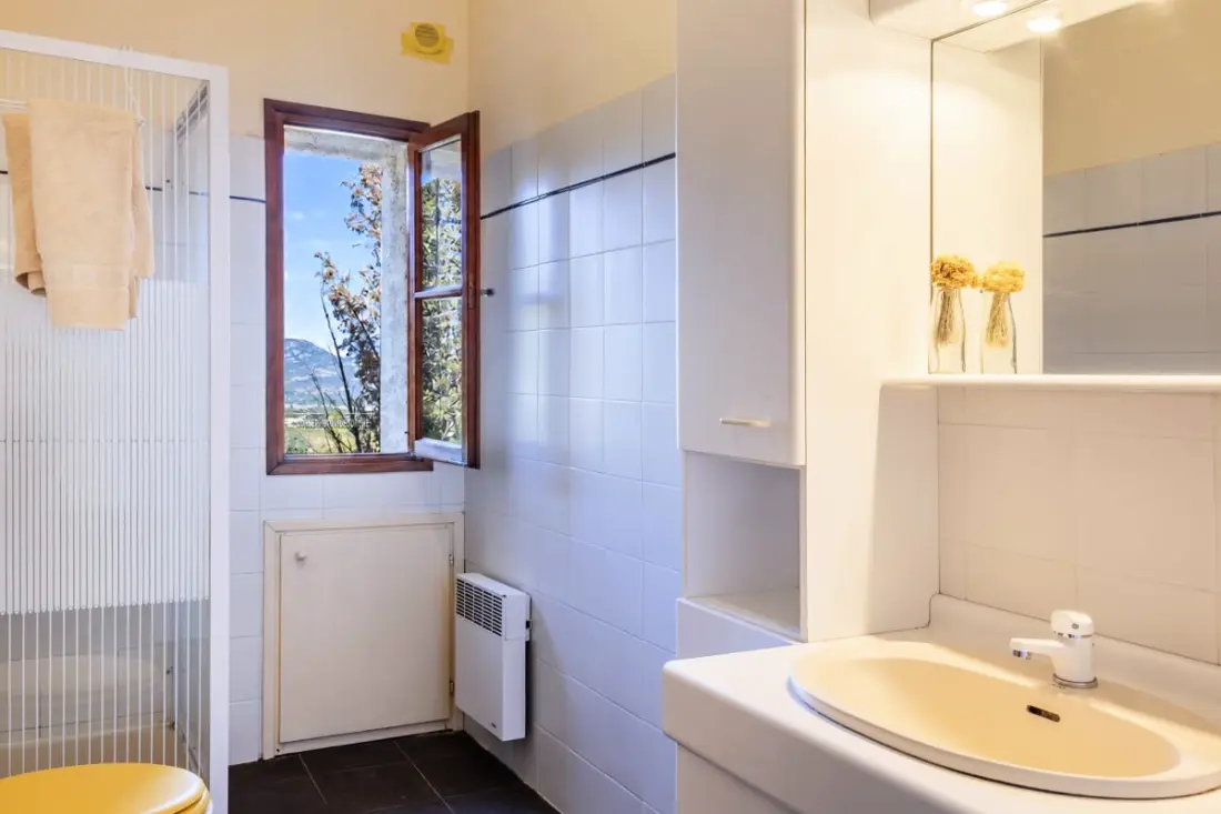 Maison Camellu – Propriété De Charme Au Cœur Des Oliviers, Vue Mer