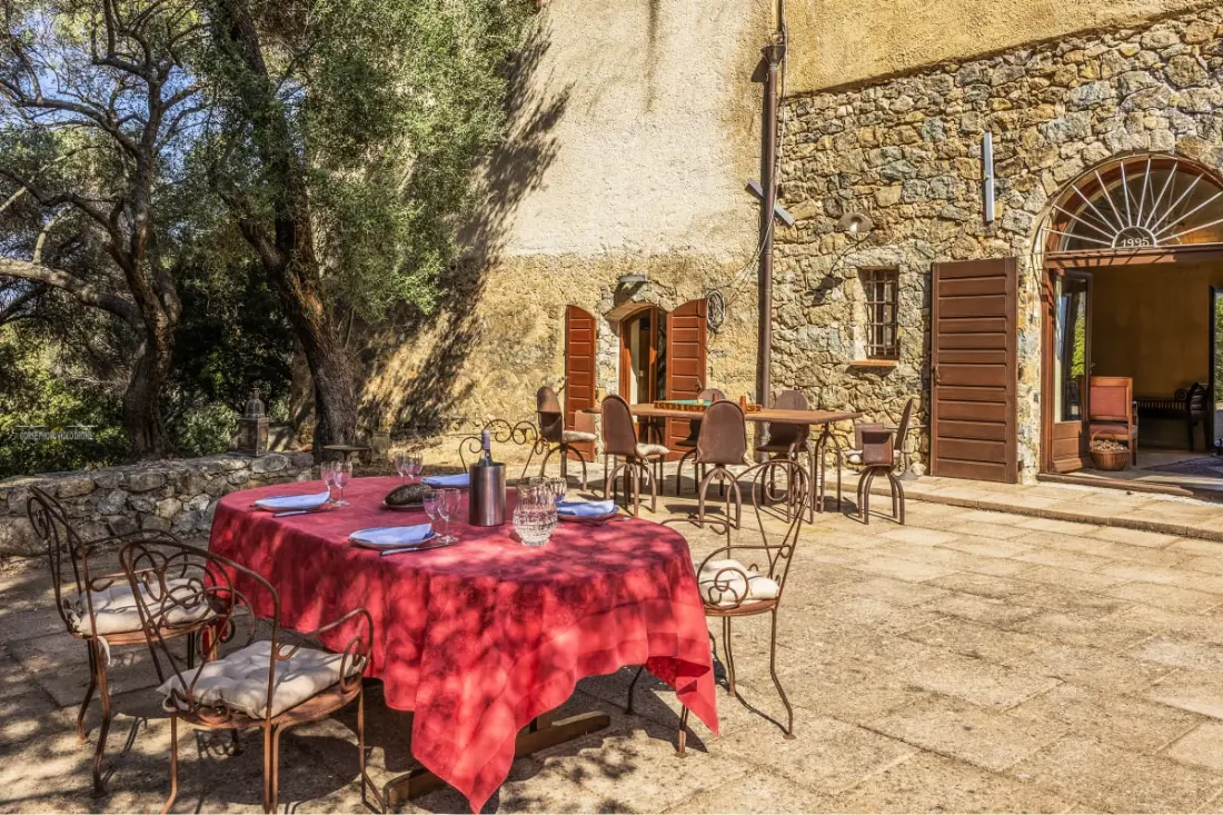 Maison Camellu – Propriété De Charme Au Cœur Des Oliviers, Vue Mer