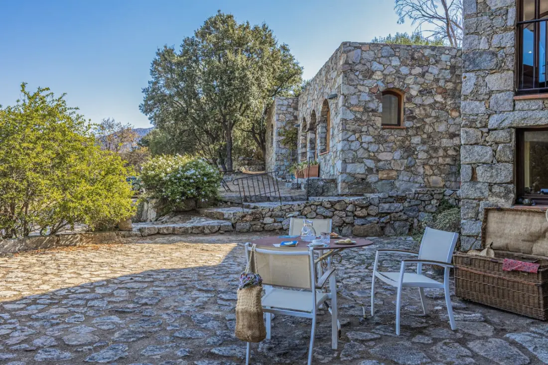 Maison Camellu – Propriété De Charme Au Cœur Des Oliviers, Vue Mer