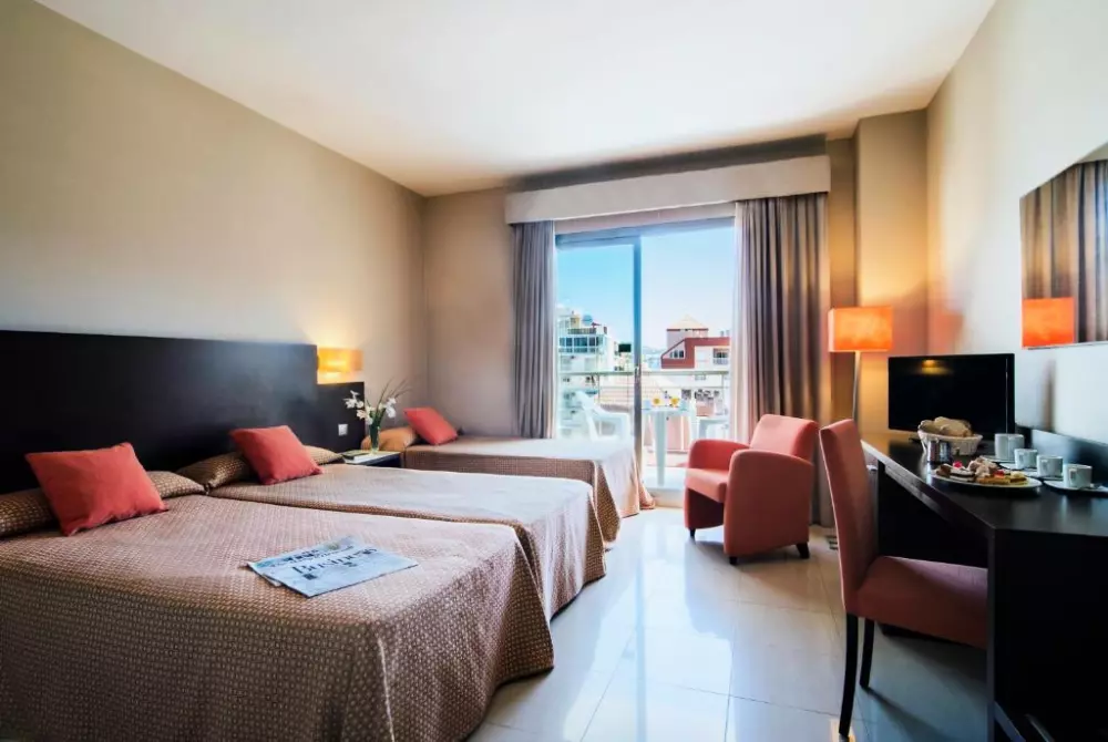 Hotel Pierre & Vacances Bahía Calpe - Nie.