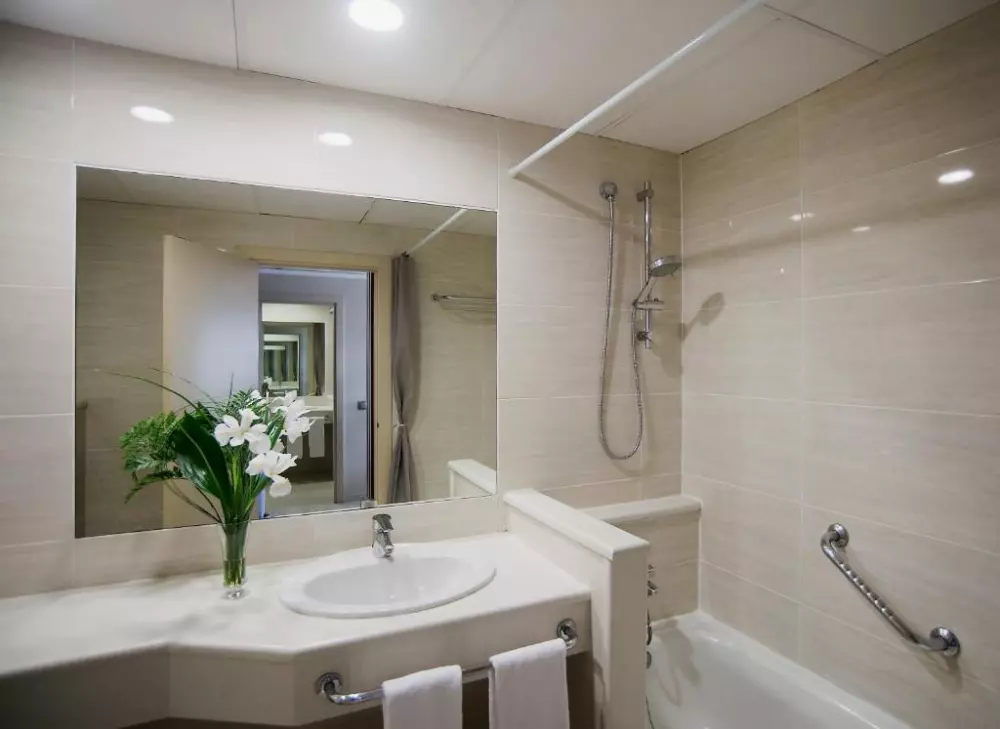 Hotel Pierre & Vacances Bahía Calpe - Nie.