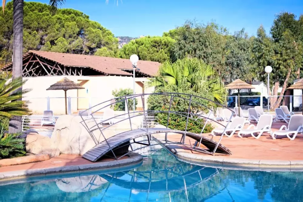 Camping Les Castors 4 étoiles★★★★