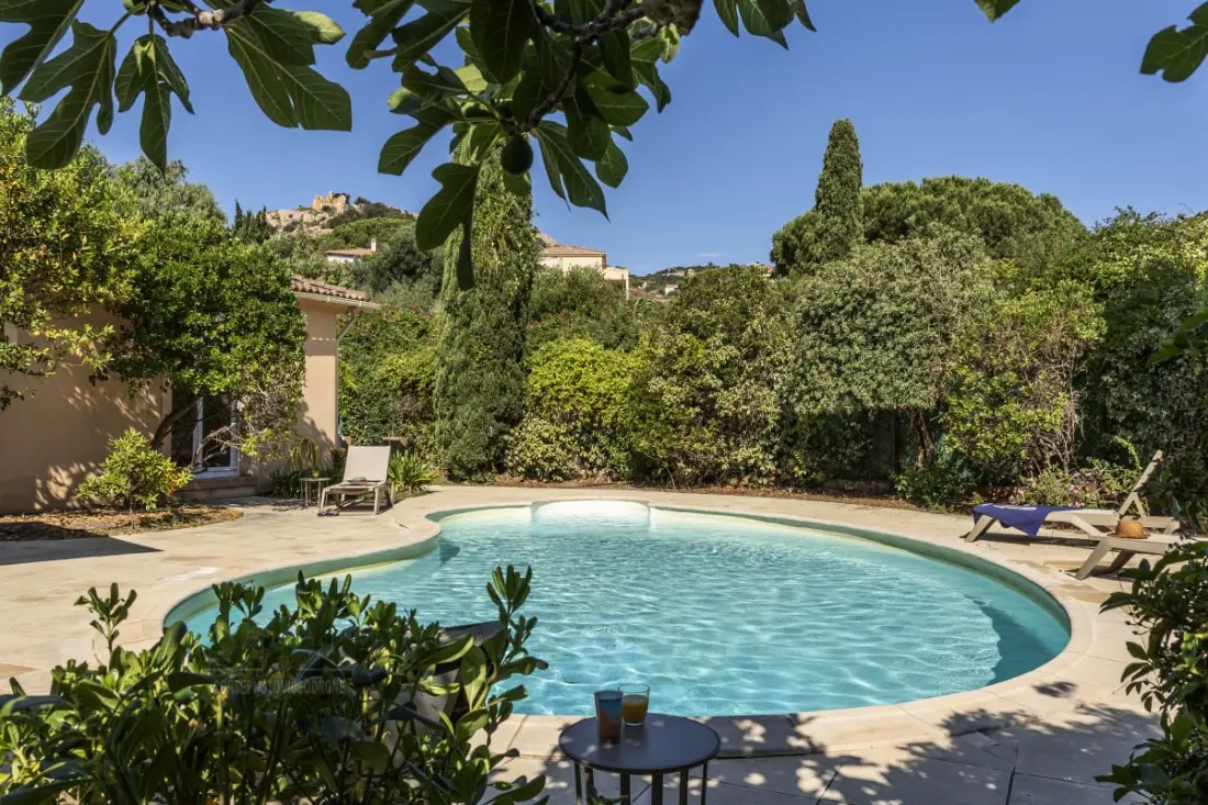 Domaine Ronduli - Villa A Leccia, Private úszómedence a strand közelében
