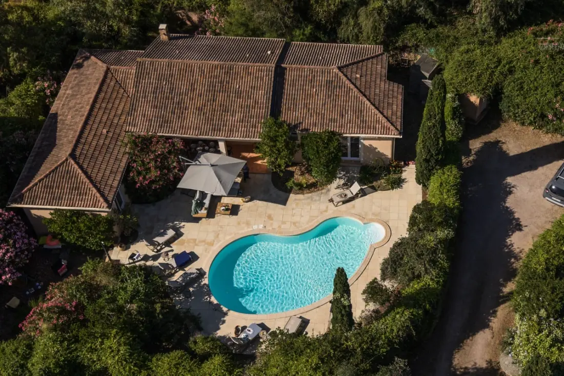 Domaine Ronduli - Villa A Leccia, Private úszómedence a strand közelében
