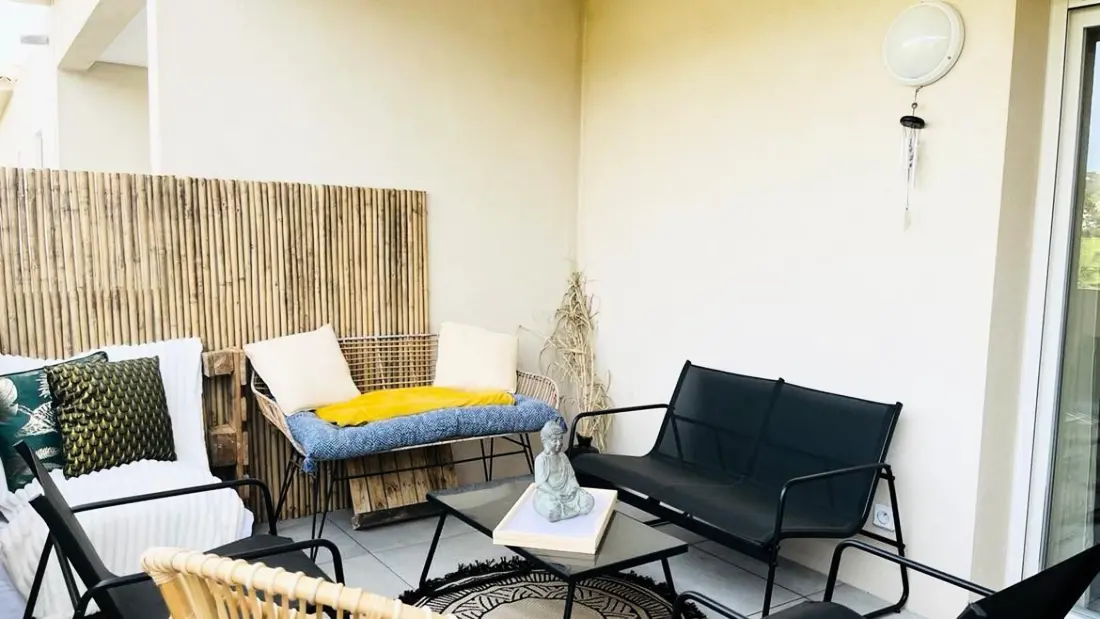 Elisa Residence