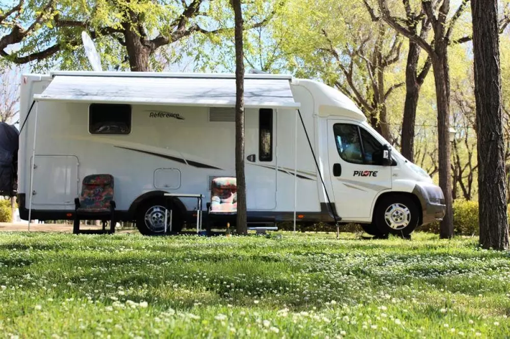 CAMPING GLOBO BARCELONA 4 Stars★★★★