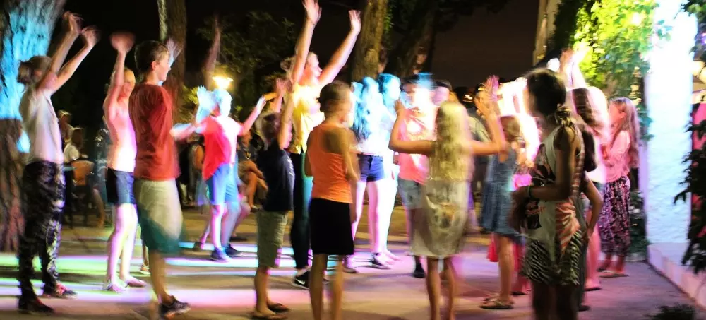 CAMPING GLOBO BARCELONA 4 Stars★★★★