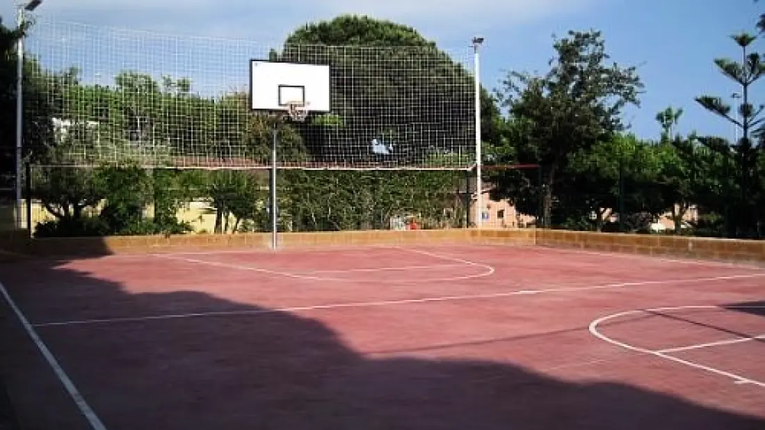CAMPING GLOBO BARCELONA 5 Sterren★★★★★