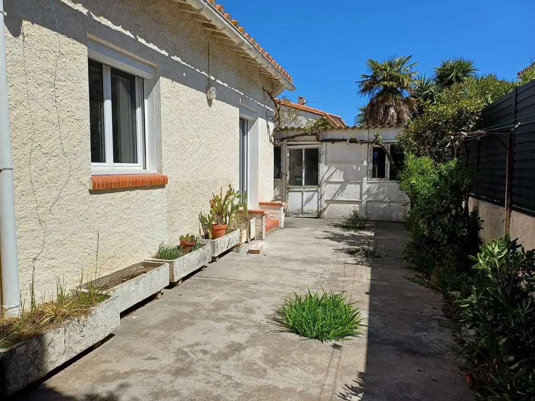 Rezidencia 6Apr41-canet Tengerpart