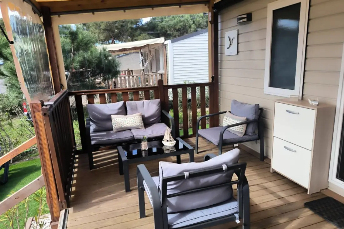 Résidence Mobilhome 3 Chambres Avec Terrasse Et Magnifique Jardin