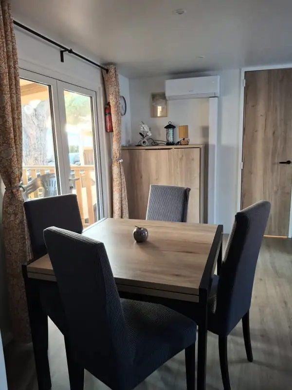 Résidence Mobilhome - 8 Pers - 100m Des Plages