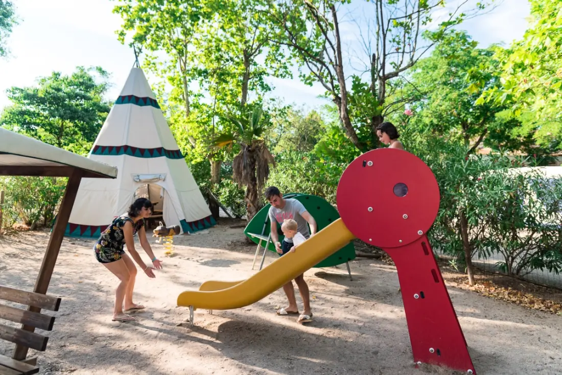 Camping maeva Club Les Rivières 4 Csillagok★★★★