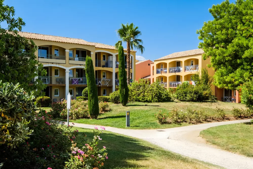 Résidence Pierre & Vacances Les Rives de Cannes Mandelieu 3 étoiles★★★