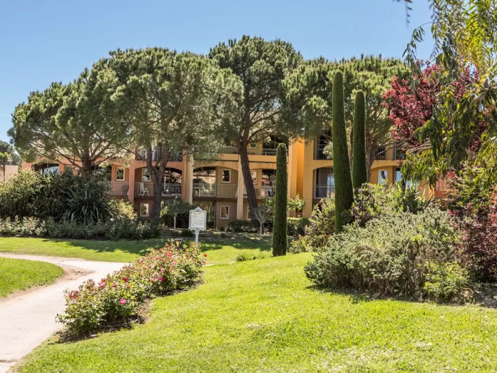 Résidence Pierre & Vacances Les Rives de Cannes Mandelieu 3 étoiles★★★