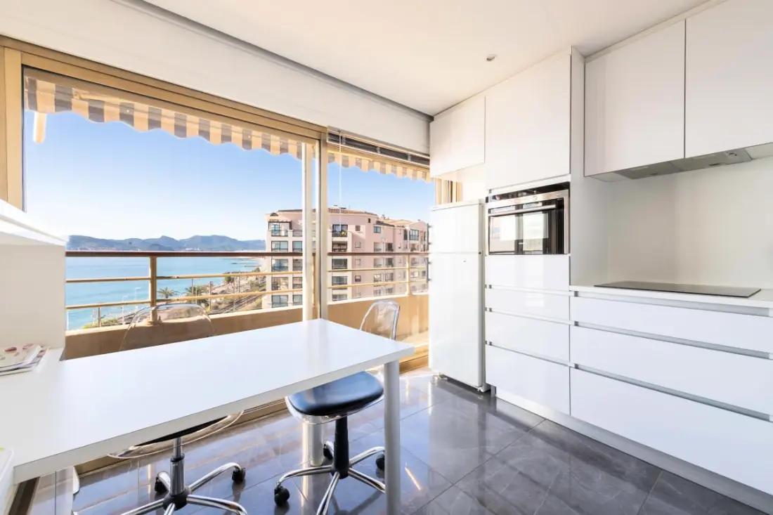 Residence 3p Panoramic View & Access strandok