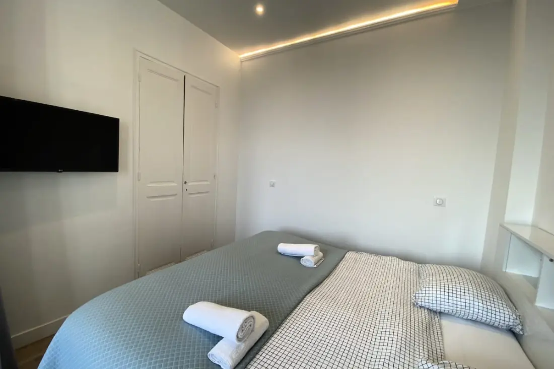 06cj: Gyönyörű apartman Au Coeur De Cannes