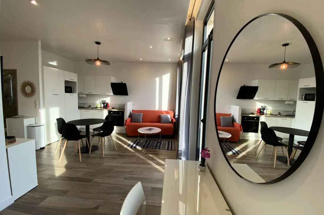 06cj: Gyönyörű apartman Au Coeur De Cannes