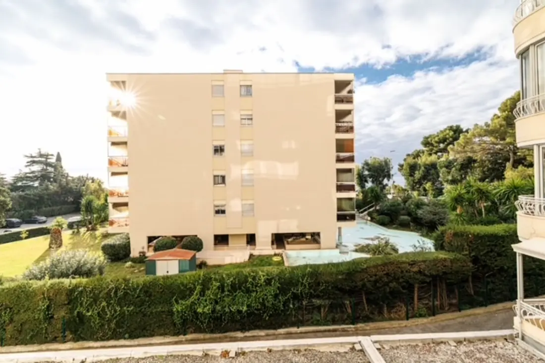 Modern apartman Cannesban, 6 ember