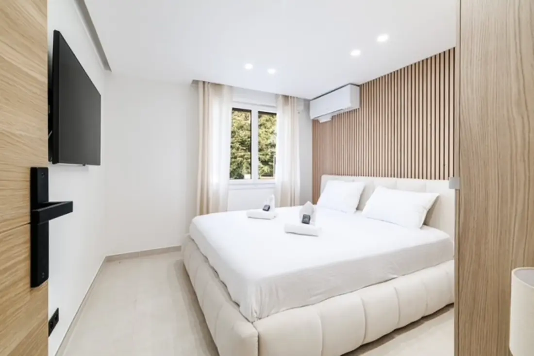 Modern apartman Cannesban, 6 ember