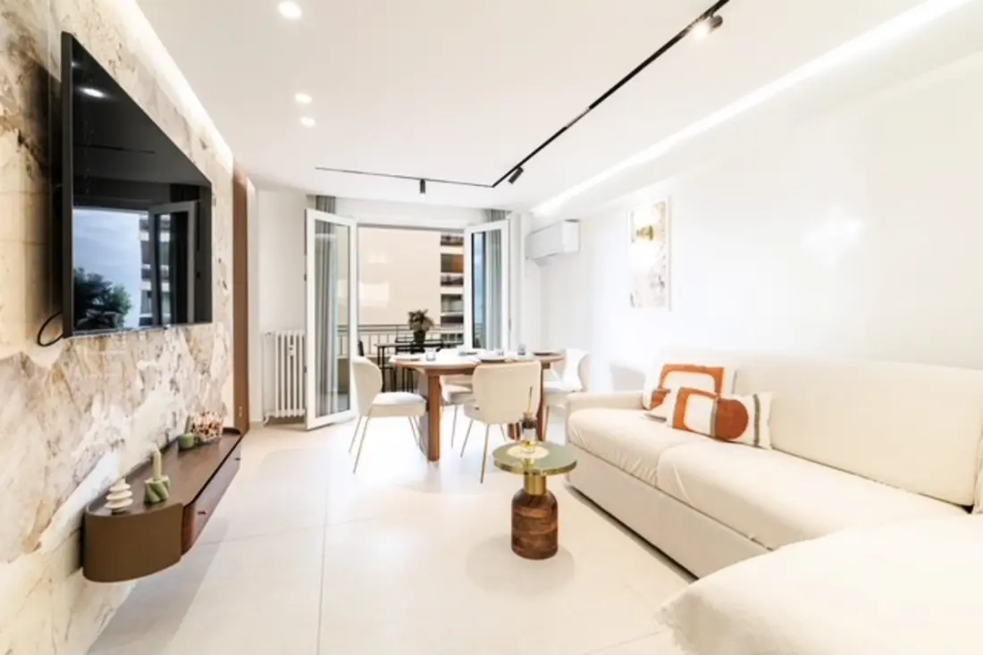 Modern apartman Cannesban, 6 ember