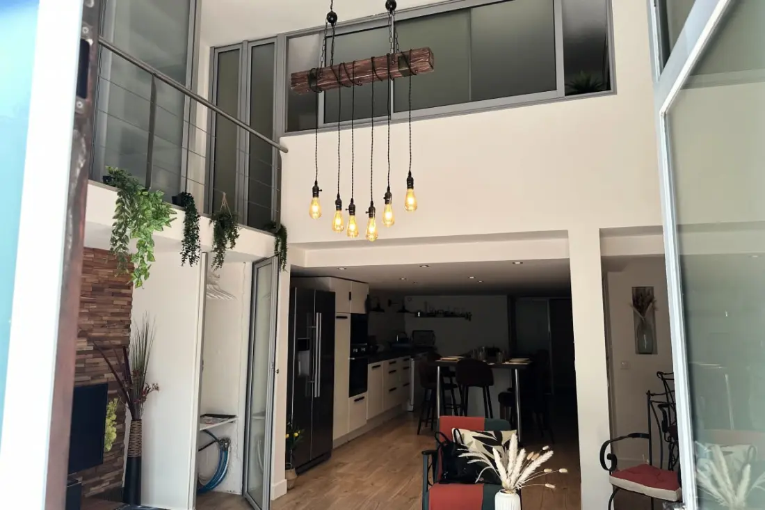 Tágas duplex, közel Cannes városközpontjához