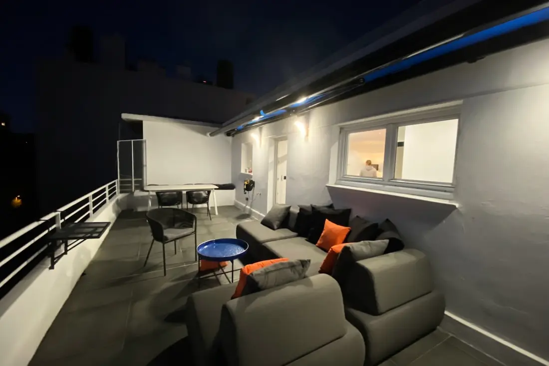 06az - Apartman terasszal 10 percre a palotától