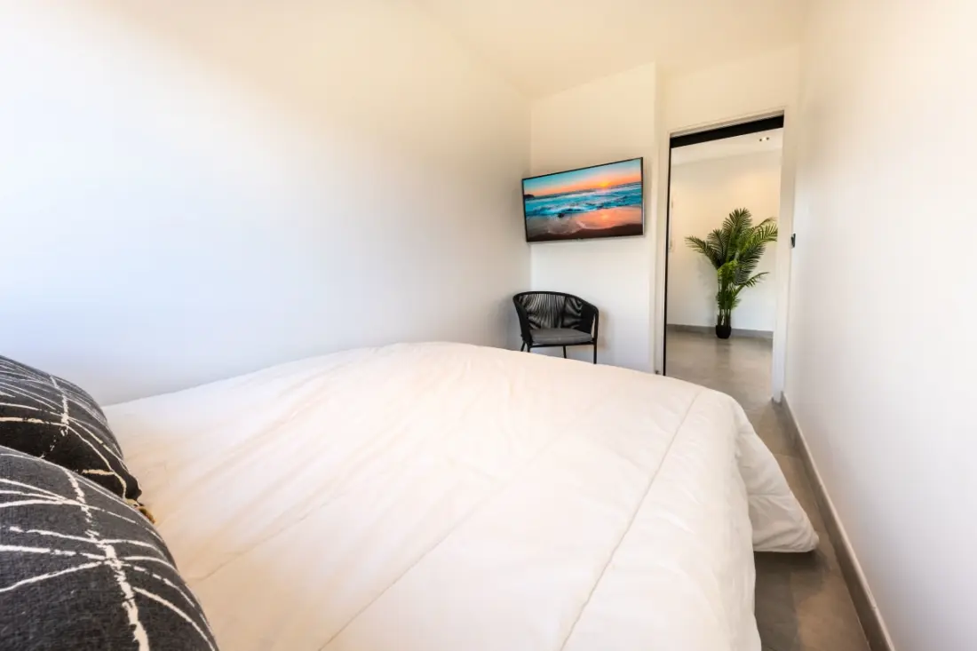 06az - Apartman terasszal 10 percre a palotától