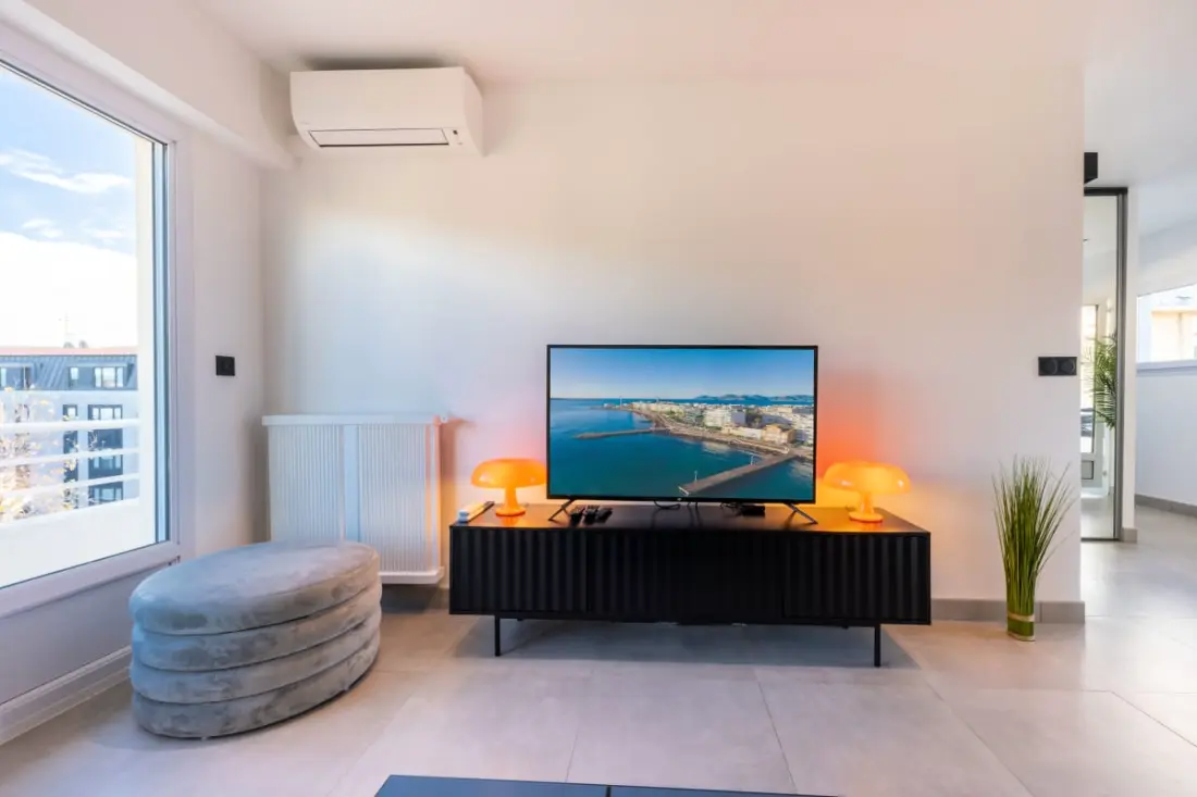 06az - Apartman terasszal 10 percre a palotától