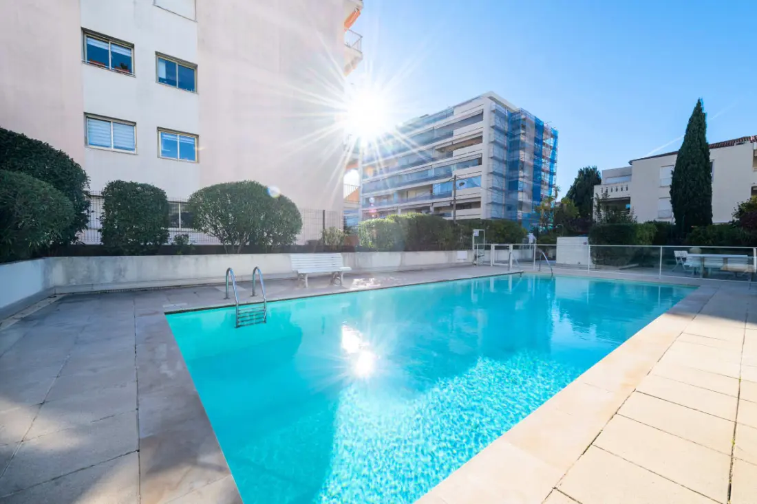 Residence 2p Cannes East, Residence with Swimming pool