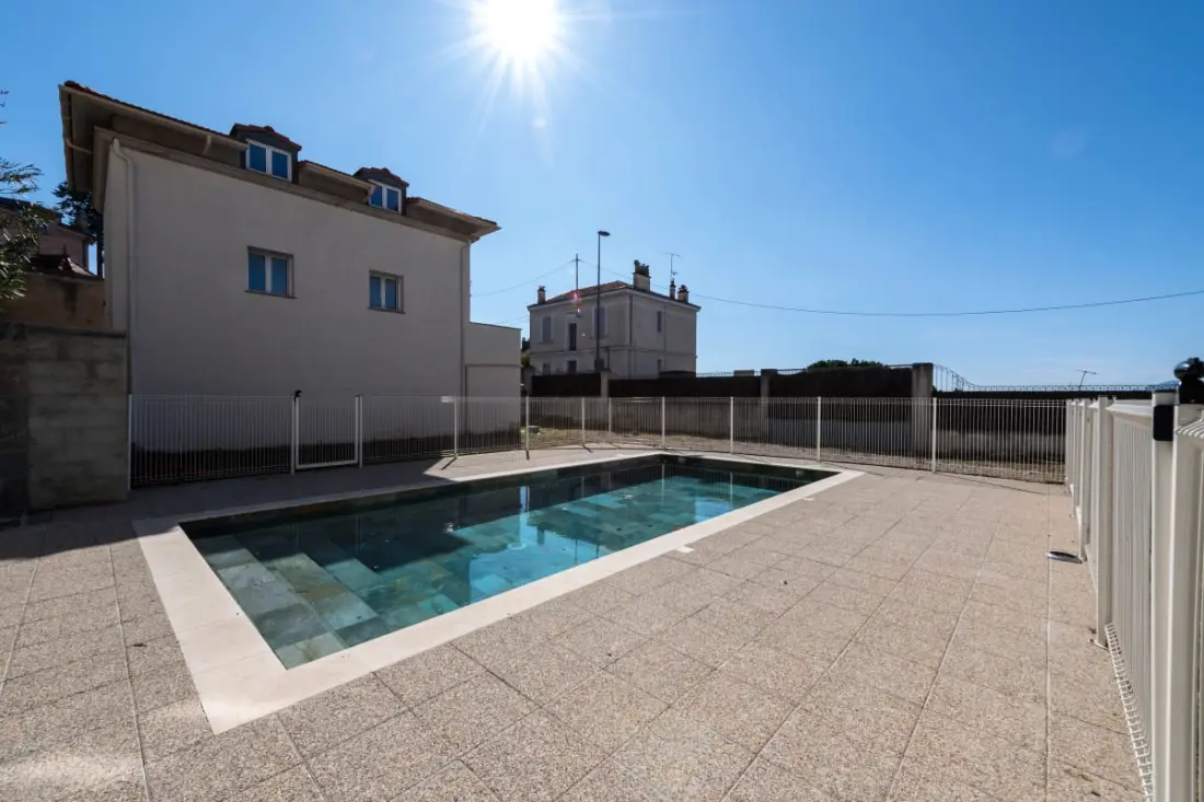 Residence 2p Duplex 75m2 úszómedencével