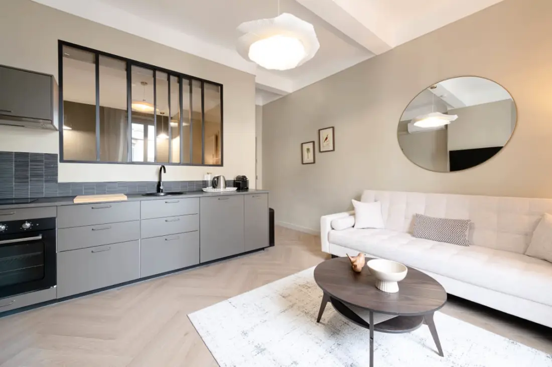 Residence Beau dalszöveg: Coeur de Cannes