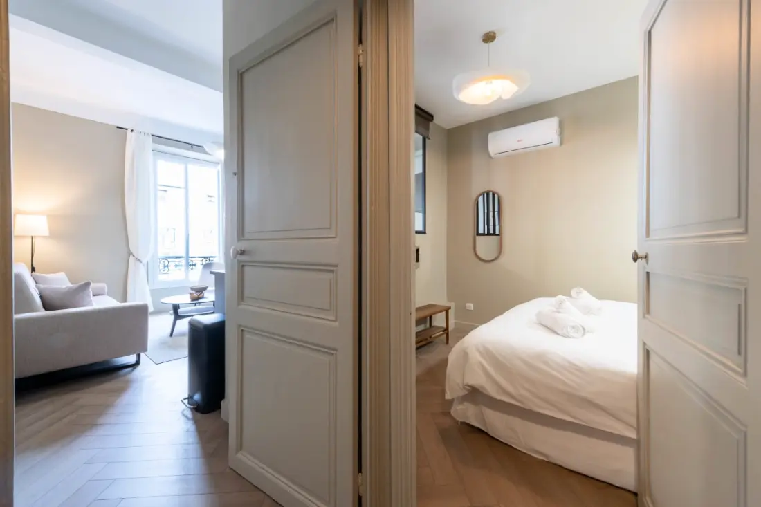 Residence Beau dalszöveg: Coeur de Cannes