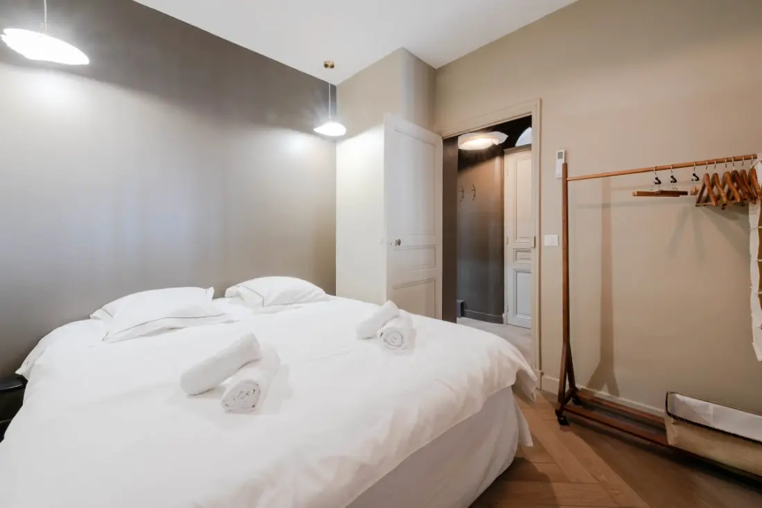 Residence Beau dalszöveg: Coeur de Cannes