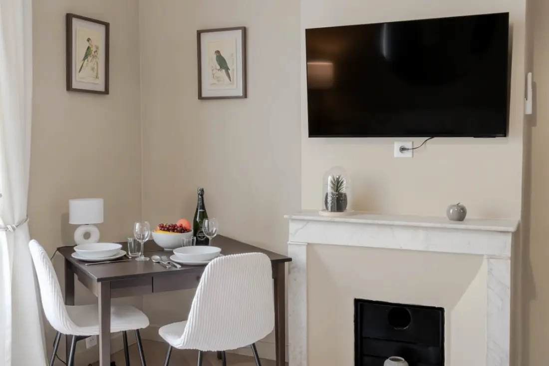 Residence Beau dalszöveg: Coeur de Cannes