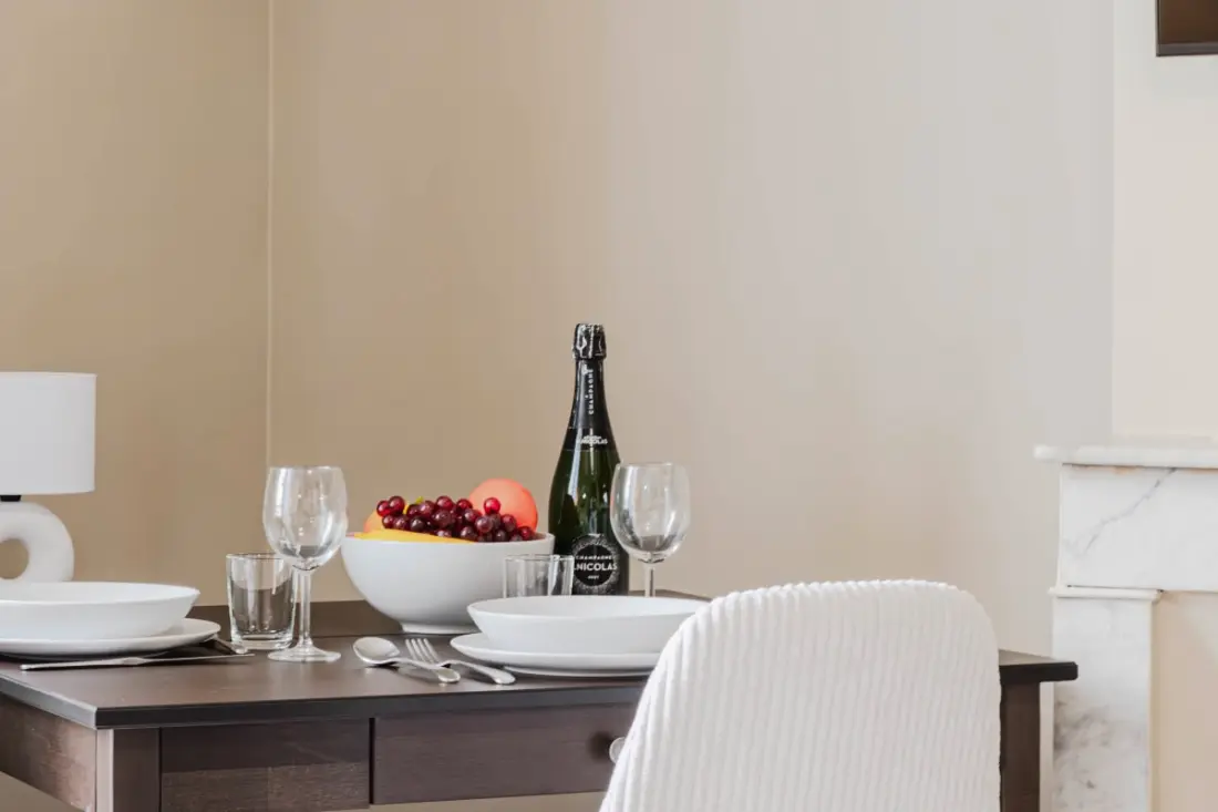 Residence Beau dalszöveg: Coeur de Cannes