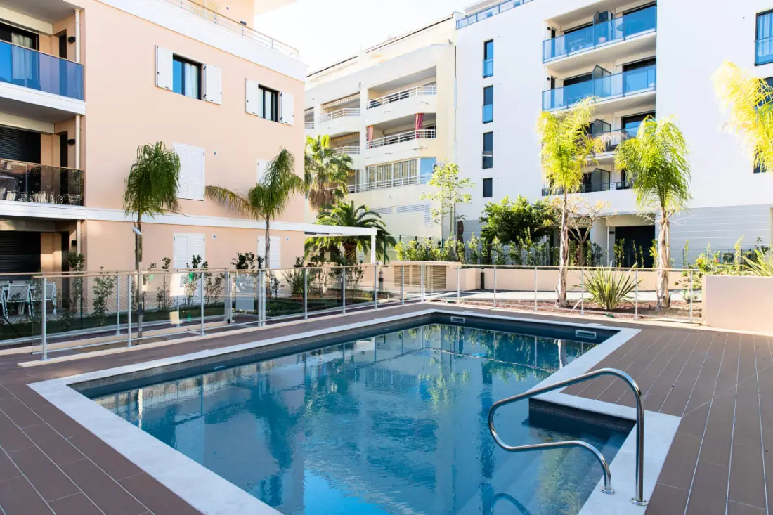 Residence 3 szoba modern úszómedence Palm Beach